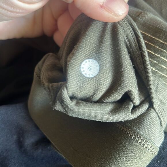 Lululemon Principal Dancer Golden Lining High Rise Tight Armory 28” Size 4 - Picture 10 of 10